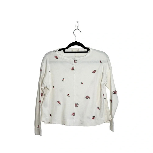 Altar’d State Embroidered Tee White Dainty Rose Waffle Knit Girly Xsmall Women’s - Picture 11 of 11